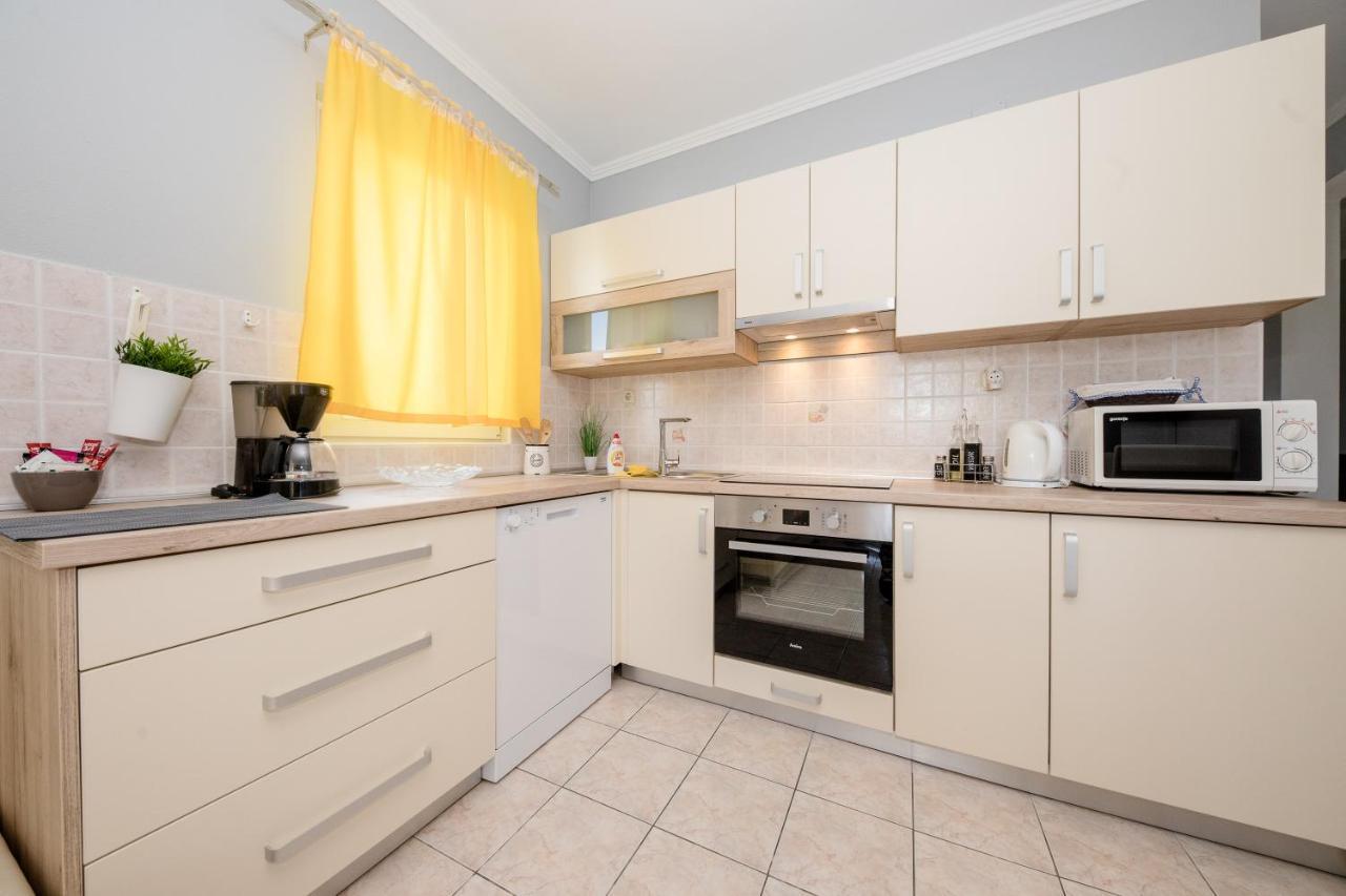 Apartmani Ana & Milo Лопар Экстерьер фото