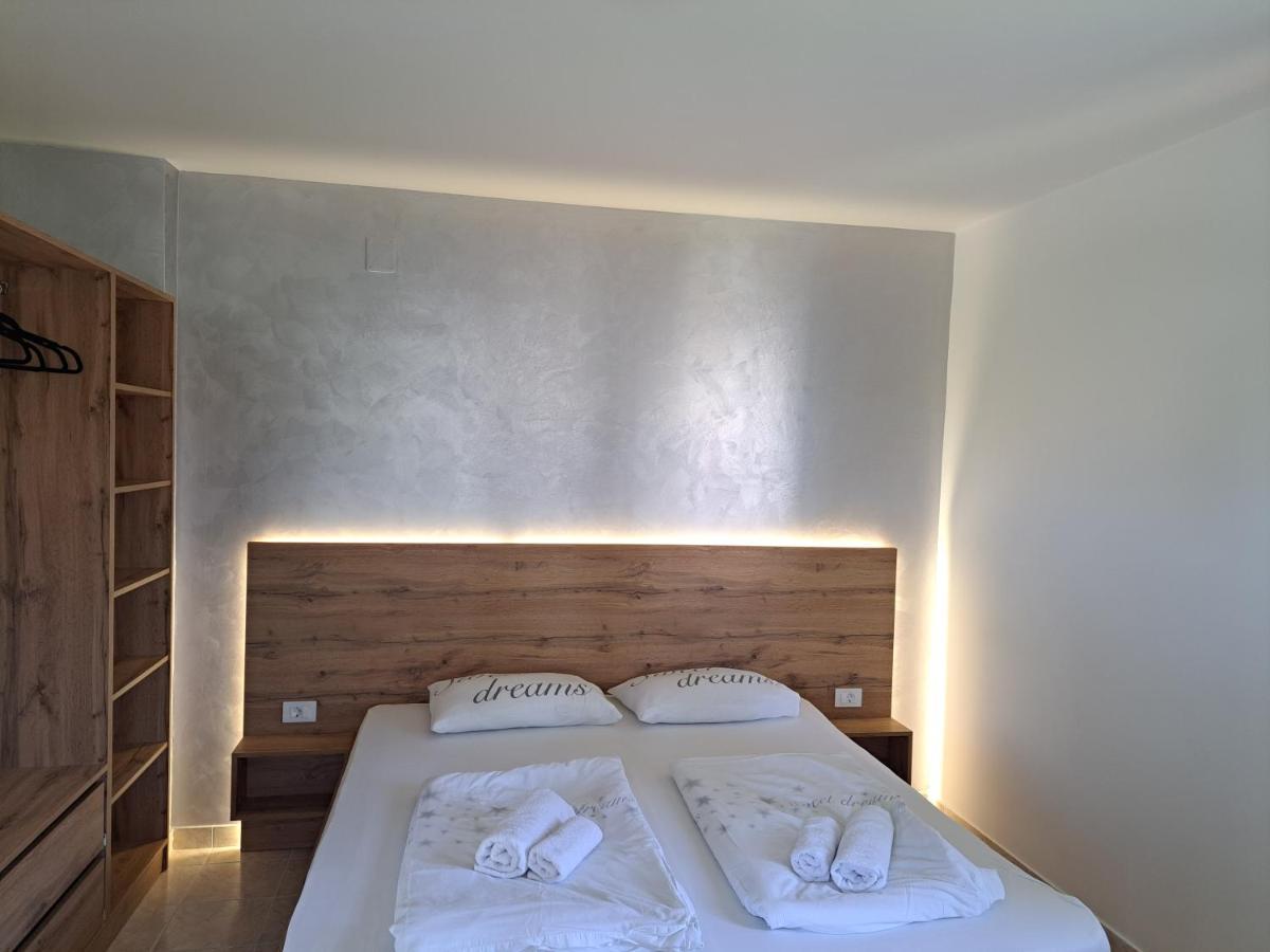 Apartmani Ana & Milo Лопар Экстерьер фото